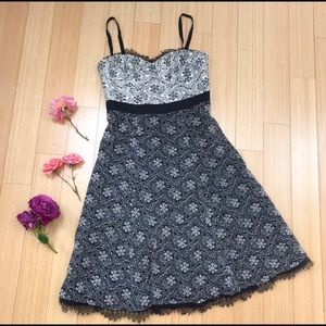 Nanette Lepore stunning Lace Dress